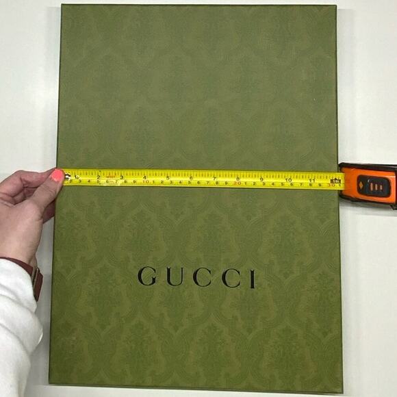 GUC | Gucci | Storage/Gift Box w/ 2 Ribbons | Green | W12 x H15 x D2 inch - Picture 9 of 11
